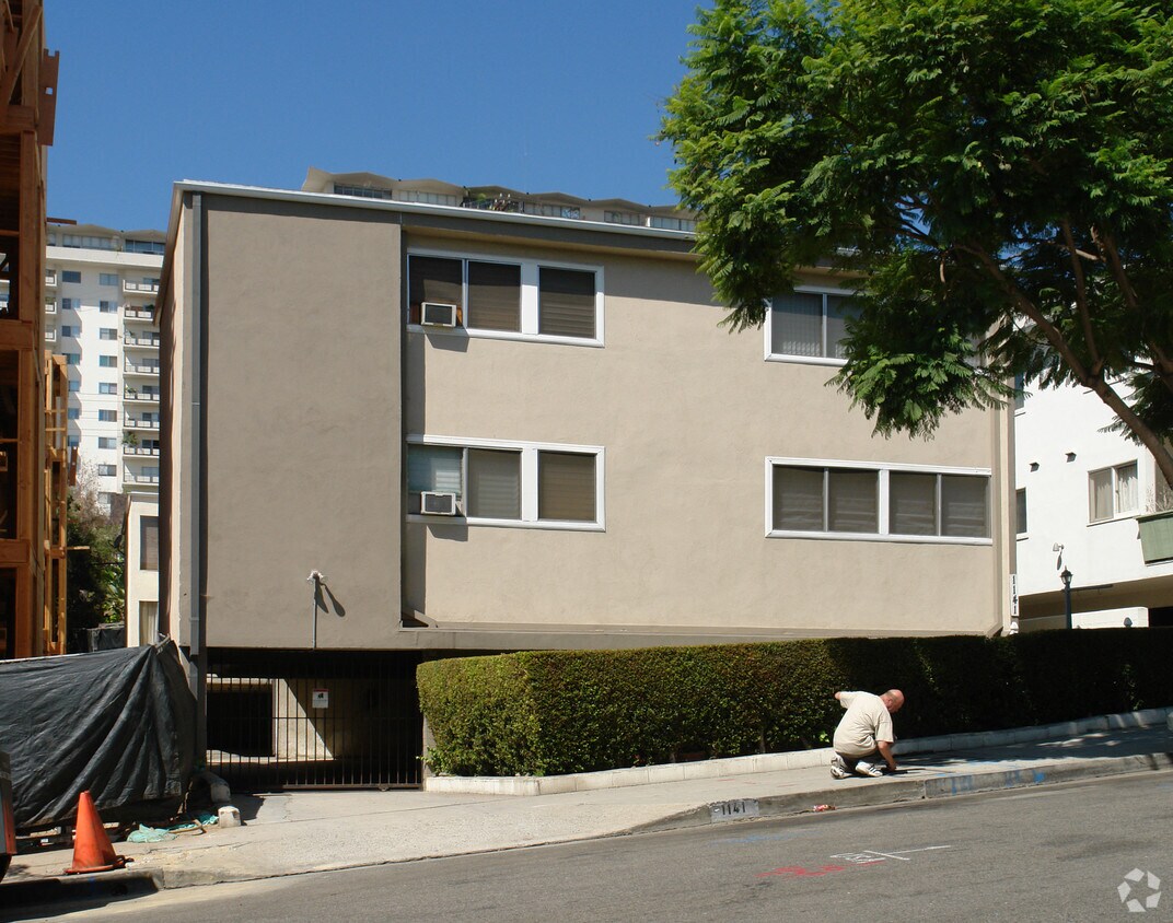 Building Photo - 1141 Hacienda Pl