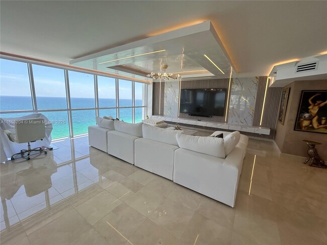 Foto del edificio - 16425 Collins Ave