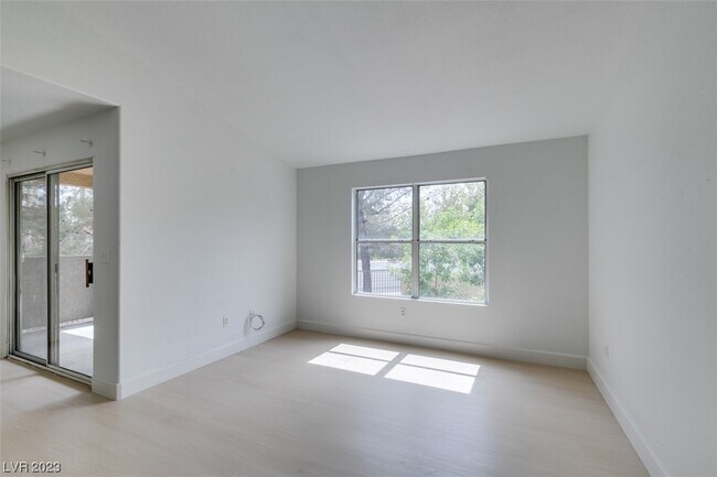 Building Photo - 2300 E Silverado Ranch Blvd