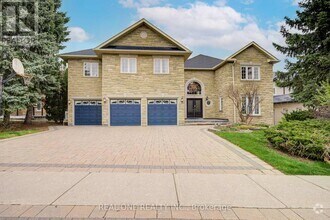 Building Photo - 45 Glenayr Rd