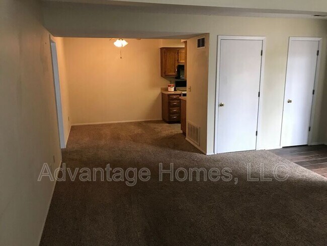 Foto del edificio - 12689 W 110th Terrace