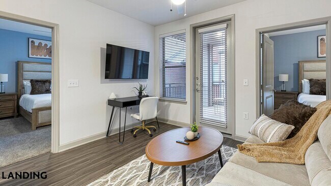 Foto del edificio - 2800 NE Green Oaks Blvd