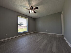 Building Photo - 2113 S Sugar Ridge Dr