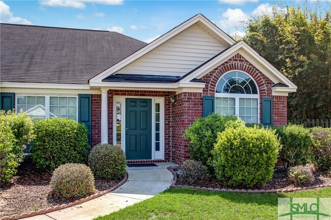 Building Photo - 219 Pampas Dr