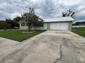 Building Photo - 38822 Margs Ct