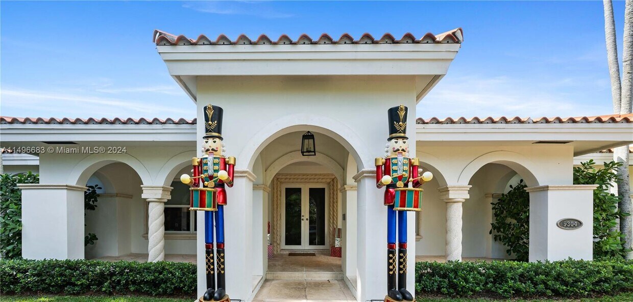 Foto principal - 9304 Balada St