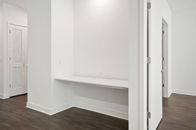 Foto del edificio - 421 W Hubbard St