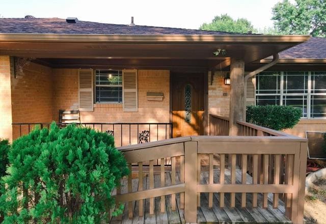 Building Photo - 518 Harn Dr