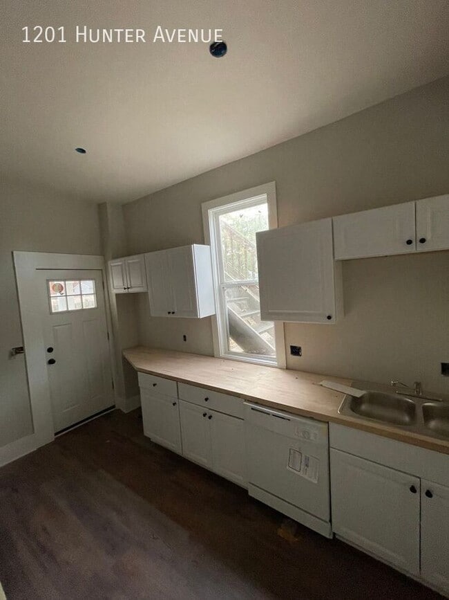 Building Photo - 1201 Hunter Ave