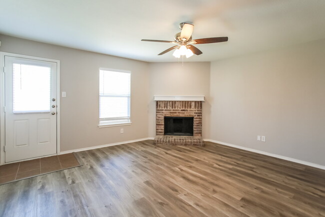 Building Photo - 16508 Cowboy Trail