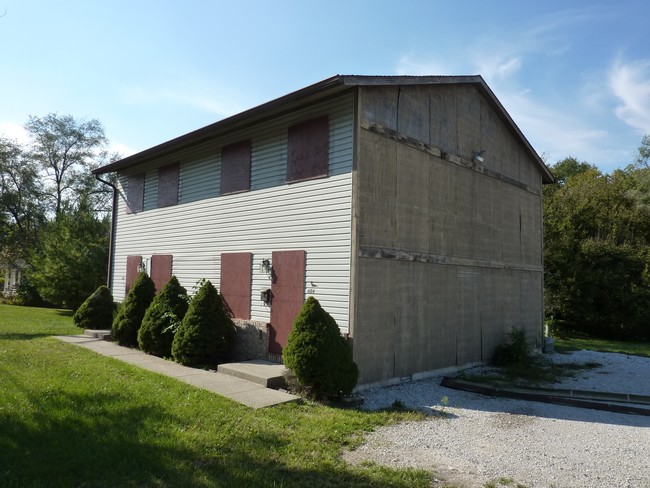 Building Photo - Bank Owned REO: 15 Unit Multi-Family Building