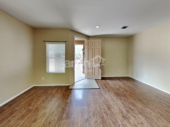 Foto del edificio - 6467 S Sunrise Valley Drive