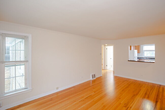 Building Photo - 4236 W Nelson St