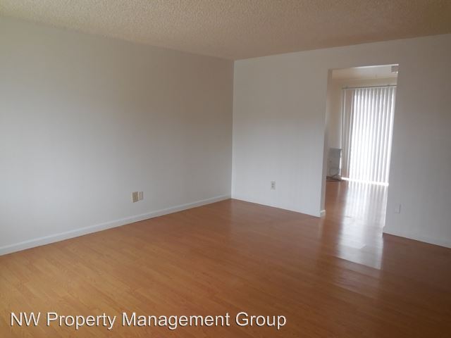 Foto del edificio - 15817 Manor Way
