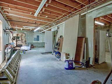 Building Photo - 271 Shell Rd