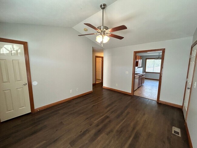 Foto del edificio - 7354 Mercy Ln