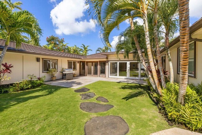 Foto del edificio - Modern Tropical Home w/Pool, Private Yard, & A/C. Kahala Breeze