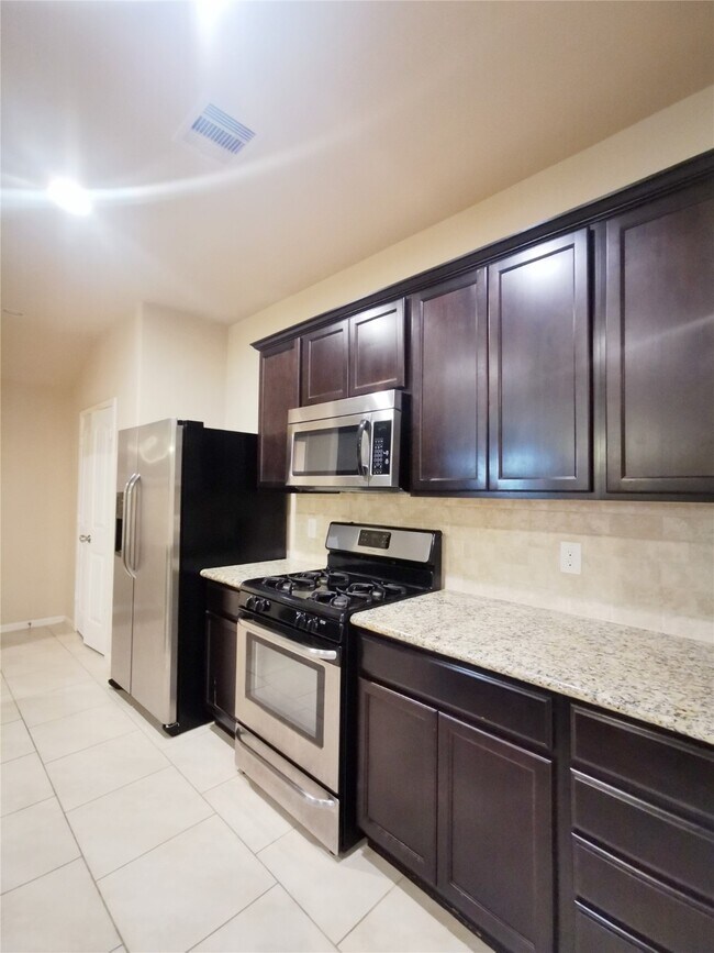 Foto del edificio - 29202 Vernon Forest Ct