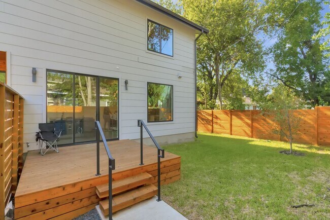 Foto del edificio - TX-AUS-113DEN