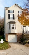 Building Photo - 389 Juliet Ln