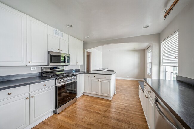 Foto del edificio - 1578 McCraren Rd