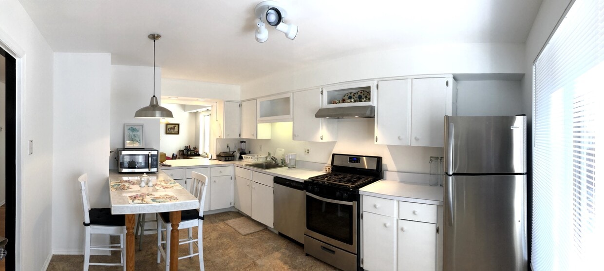 Foto principal - 30 Phelps Ave