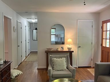 Building Photo - 5414 Hawthorne Pl