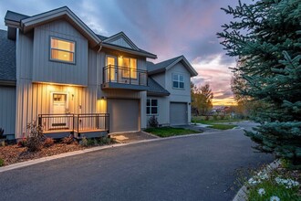 Building Photo - 112 Aspen Meadows Rd