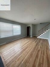 Building Photo - 15719 Marlowe St