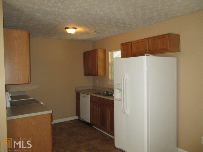 Building Photo - 6142 Geiger St NW