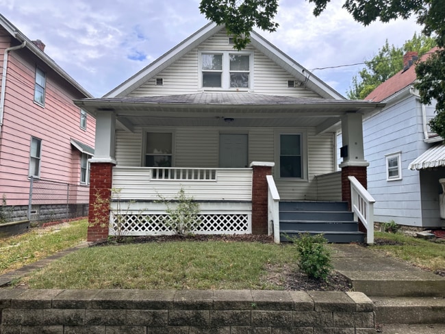 Building Photo - 1266 Girard St