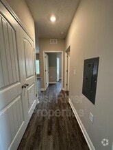 Building Photo - 4496 Wilford Ln
