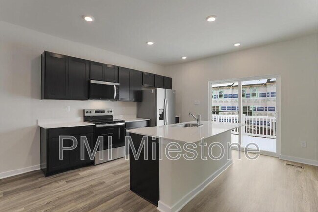 Foto del edificio - 413 Eclipse St