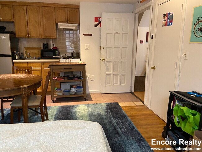 Building Photo - 61 S Huntington Ave