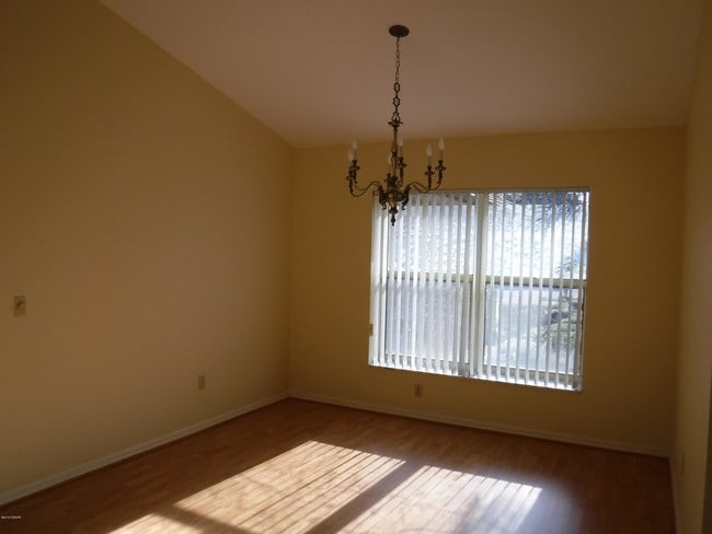 Building Photo - 105 Marbled Godwit Ct