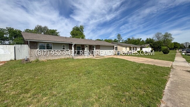 Photo - 2613 Fairbrook St House