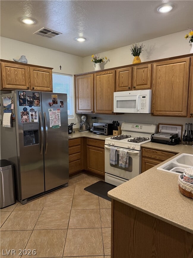 Building Photo - 2564 Serene Moon Dr