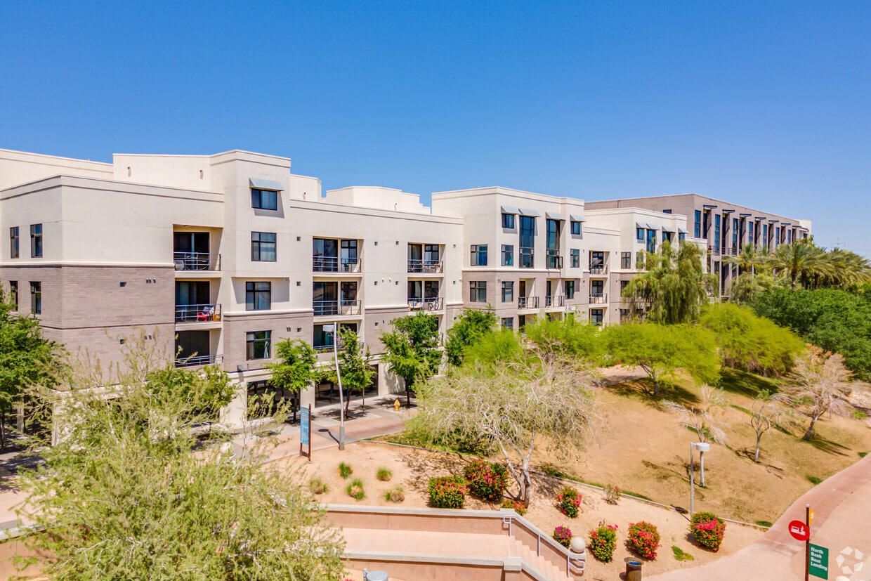 【AND A ASH】Max Ten 01 Luxury Apartment Homes | Ten01 in Tempe, AZ