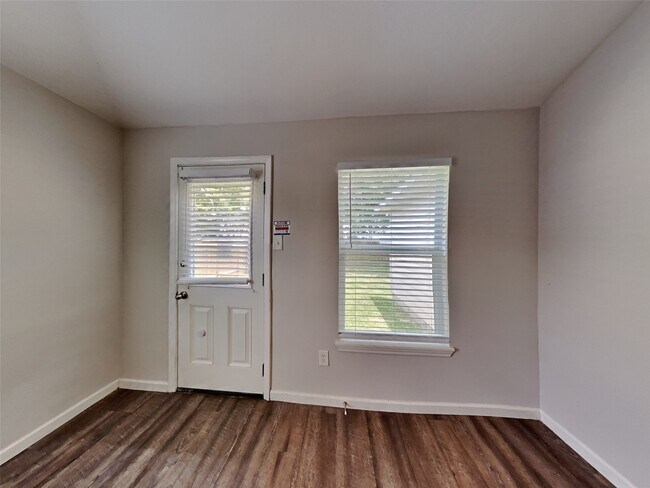 Foto del edificio - 18347 Austin Oak Ln