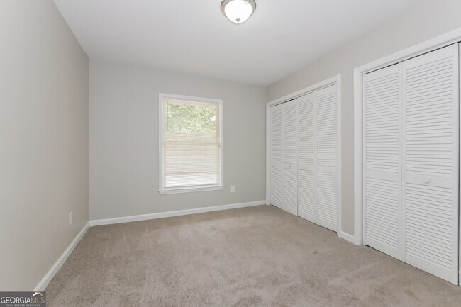 Foto del edificio - 2242 Marion Ln