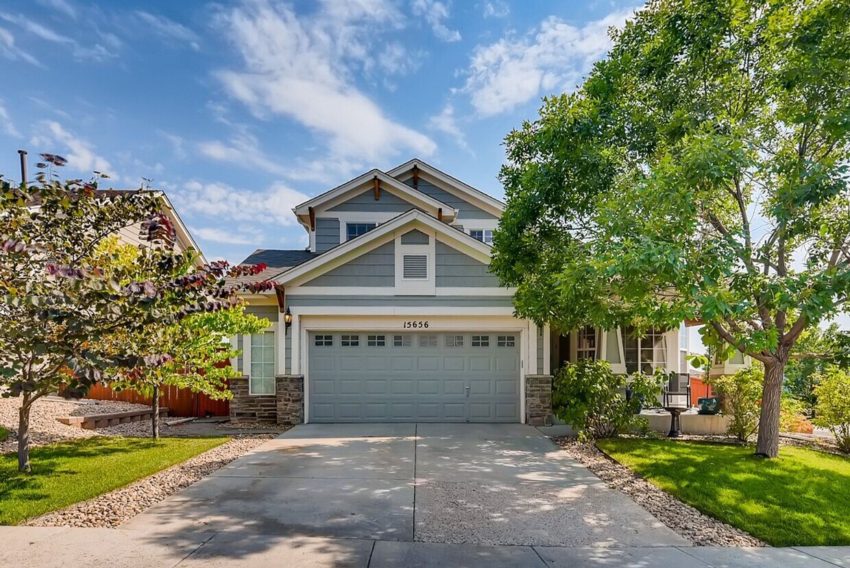 Primary Photo - Beautiful 5 Bed 3.5 Bath Home In An Amazin...