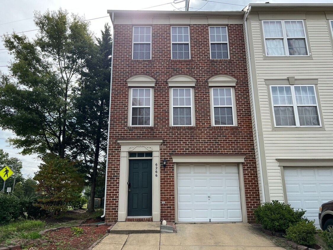 6266 Les Dorson Ln, Alexandria, VA 22315 House Rental in Alexandria, VA