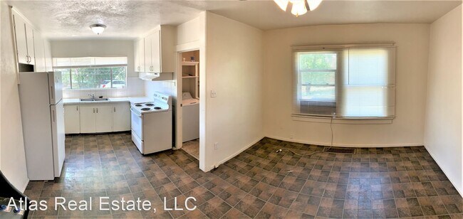 Foto del edificio - 4 br, 2 bath House - 825 Sheridan Blvd