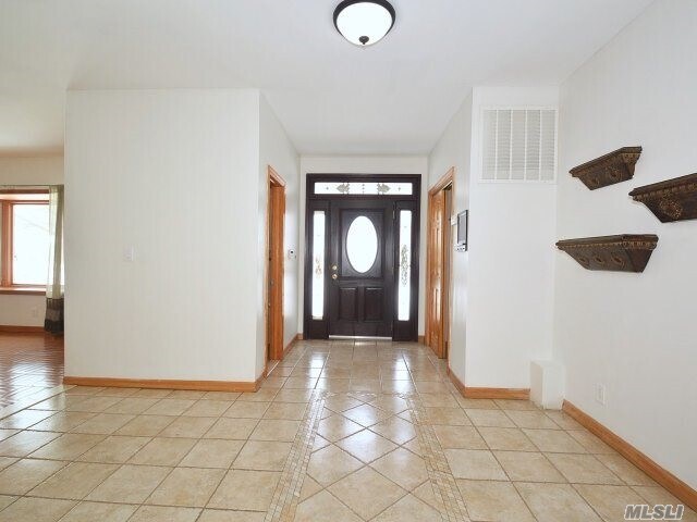 Building Photo - 483 Pulaski Rd