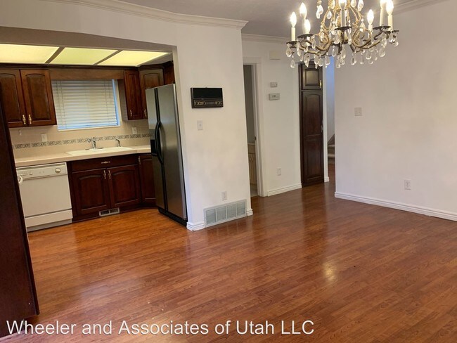 Foto del edificio - 4 br, 3.5 bath House - 1120 Canyon Rd. #24