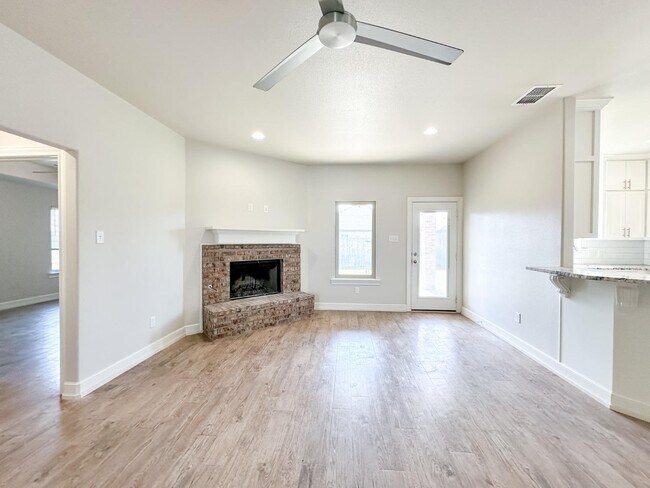 Foto del edificio - 1108 N Gardner Ave