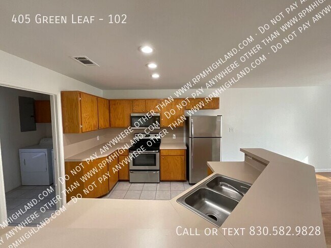 Foto del edificio - 405 Green Leaf