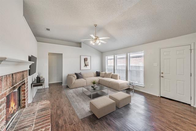 Foto del edificio - 6501 Riverwater Trail