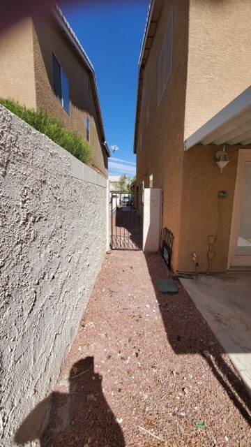 Building Photo - 8021 Celestial Ave