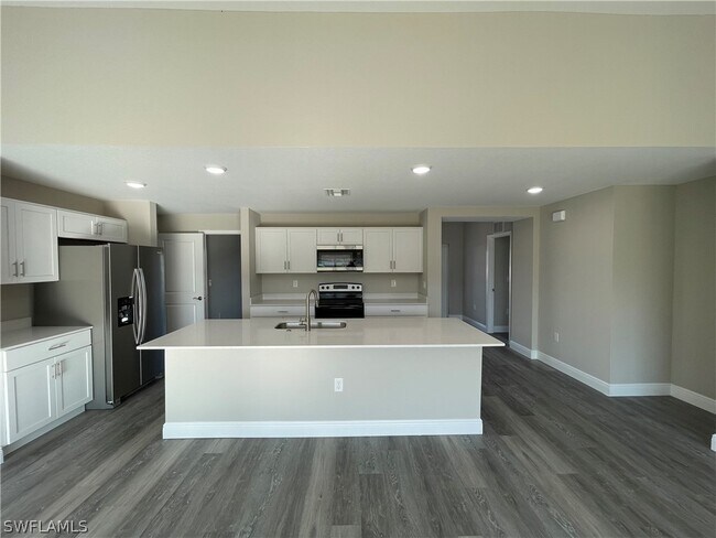 Foto del edificio - 2937 NW 6th Pl